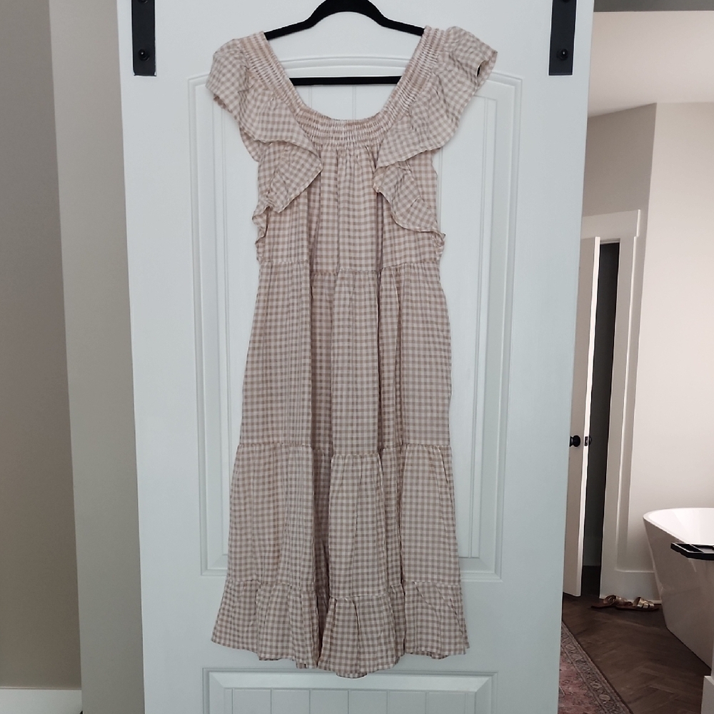 Elegant Tan Gingham Dress